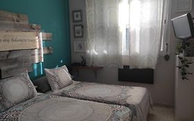 Habitacion Doble Con Aseo Compartido